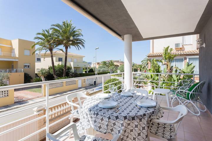 Holiday rental for 6 people in Oliva