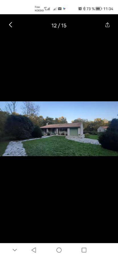 Location de vacances pour 6 personnes, avec jardin et piscine à Mazeray