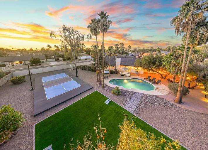 Vacation house for 10 people, with yard and terrace in Arizona