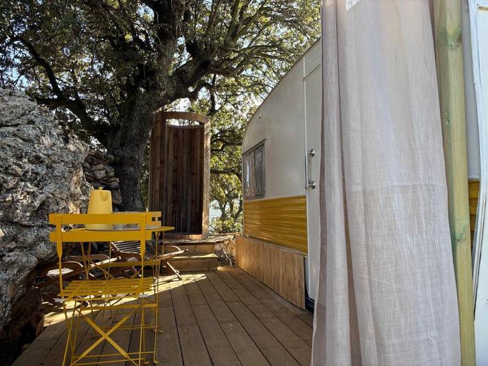 Tente pour 2 personnes, avec piscine et vue ainsi que terrasse et jardin, animaux acceptés en Corse - 4