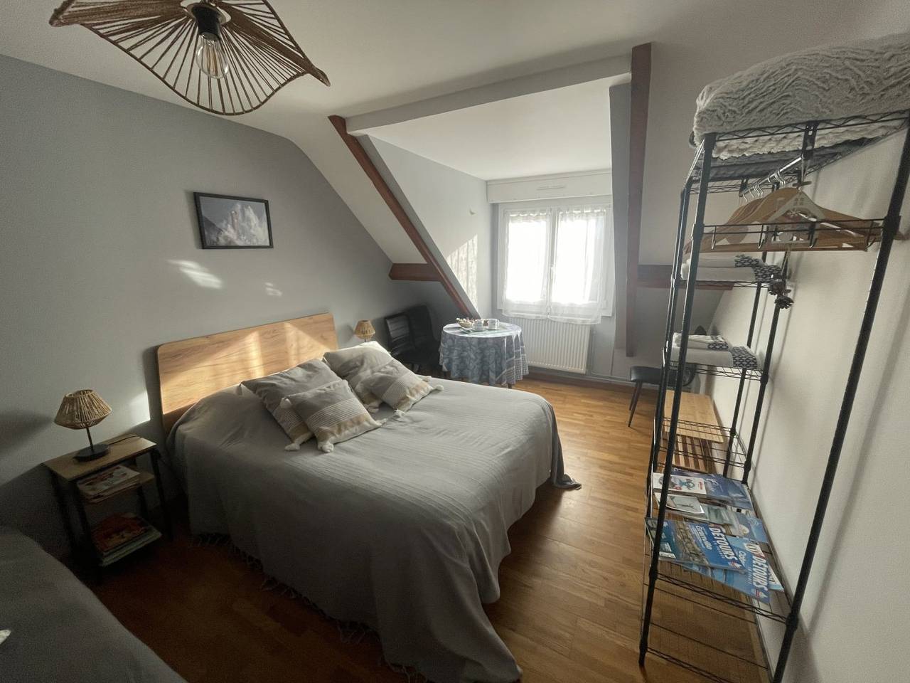 Chez Geneviève, Emile & Co - Chambre Familiale in Granville, Côte de la Déroute