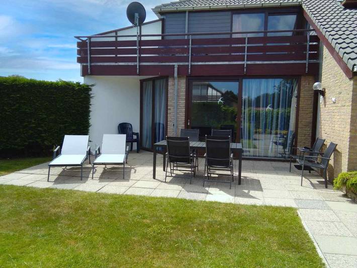 Ferienhaus für 4 Personen, mit Balkon und Terrasse sowie Garten in Brouwershaven