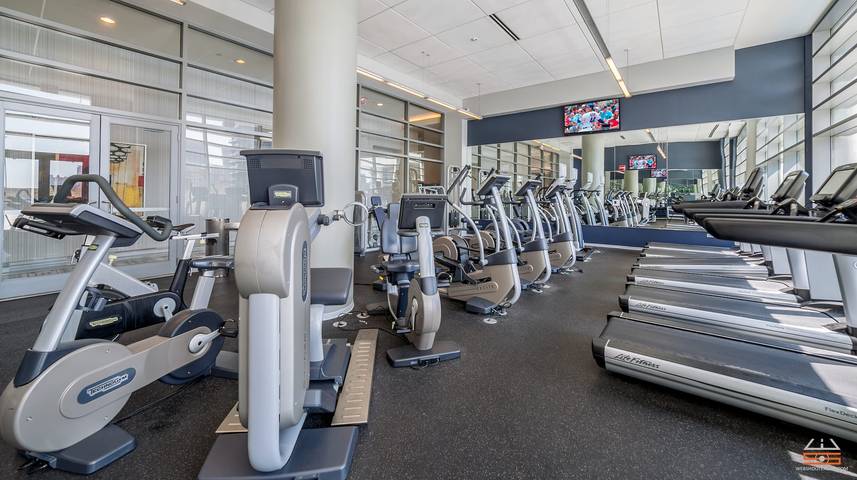 Gîte pour 6 personnes, avec balcon ainsi que jardin et piscine, adapté aux familles à Chicago - 4
