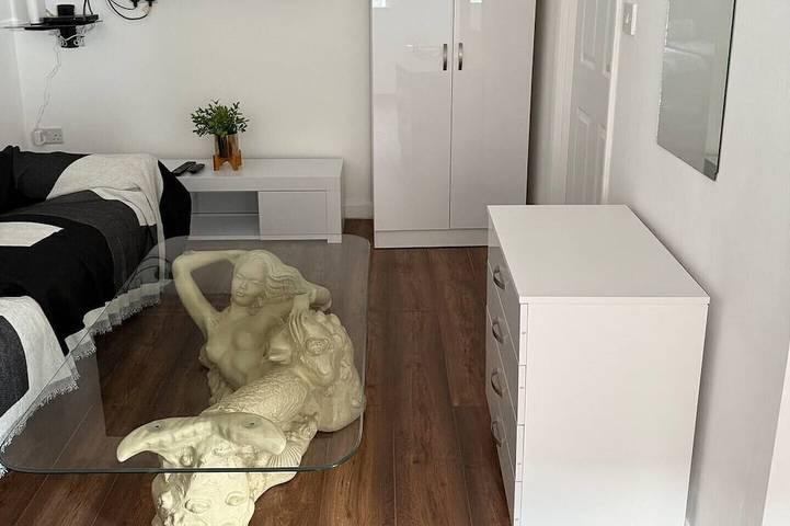 Ganze Wohnung, Nice 1-bedroom apartment in Milton Keynes in Milton Keynes, Südostengland