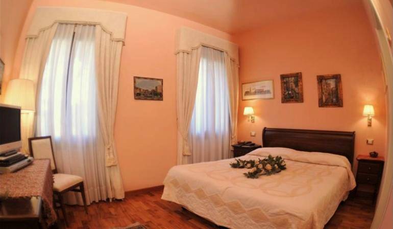 Villa Crispi in Mestre, Venezia