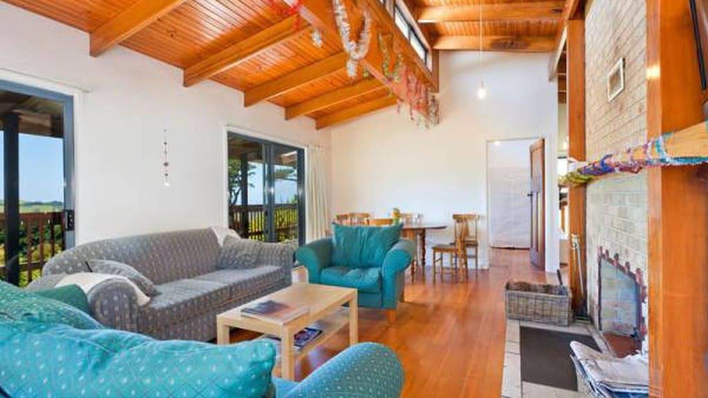 120 Biddles - Apollo Bay, Vic in Skenes Creek, Colac Otway Shire