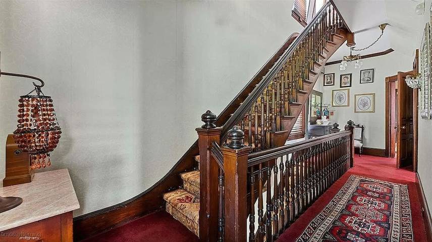 Location de vacances pour 23 personnes, avec terrasse et jardin dans Beauclair