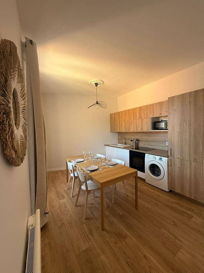 Gîte pour 4 personnes, avec balcon et vue dans Office De Tourisme De Vernet Les Bains - 2