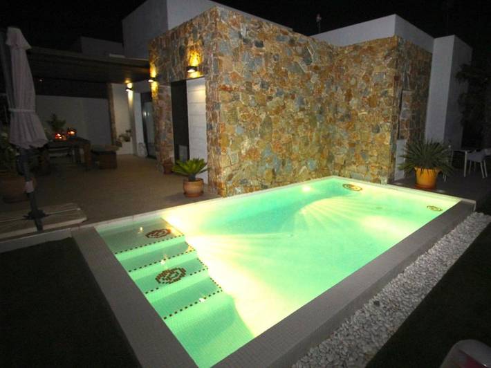 Chalet para 5 personas, con piscina además de vistas y jardín, Se admiten mascotas en Provincia de Alicante - 2