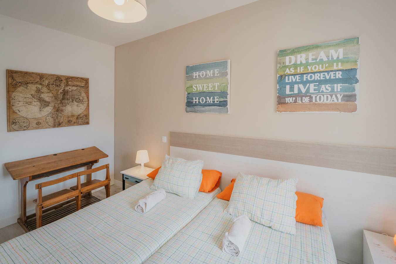 Entire apartment, Apartment 'Loló Vut' with Wi-Fi in Burgos, Burgos Province