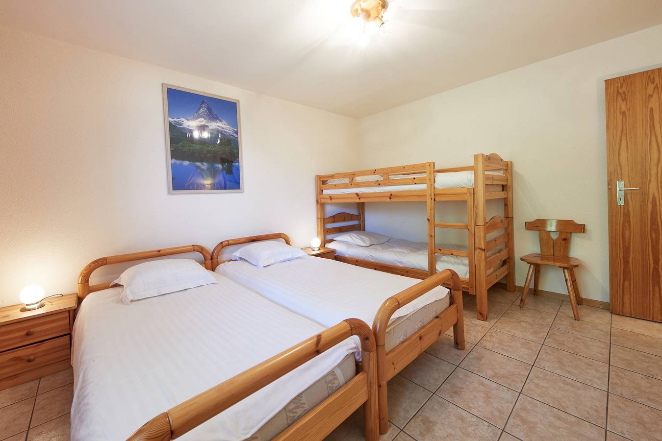 Geheel appartement, Vakantieappartement voor 8 personen met balkon/terras in Les Masses, Vex