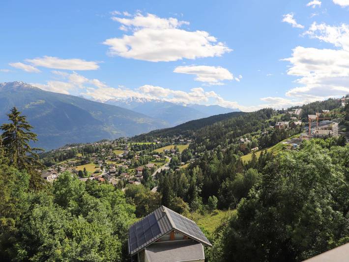 Gîte pour 5 personnes, avec balcon et vue à Randogne