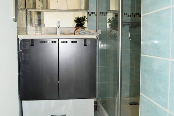 Appartement entier, Mettons les voiles - Appt vue mer avec loggia in Bernières-sur-Mer, Région de Caen