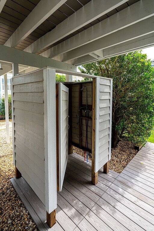 Vacation rental for 16 people, with pool and balcony, with pets in Lewes