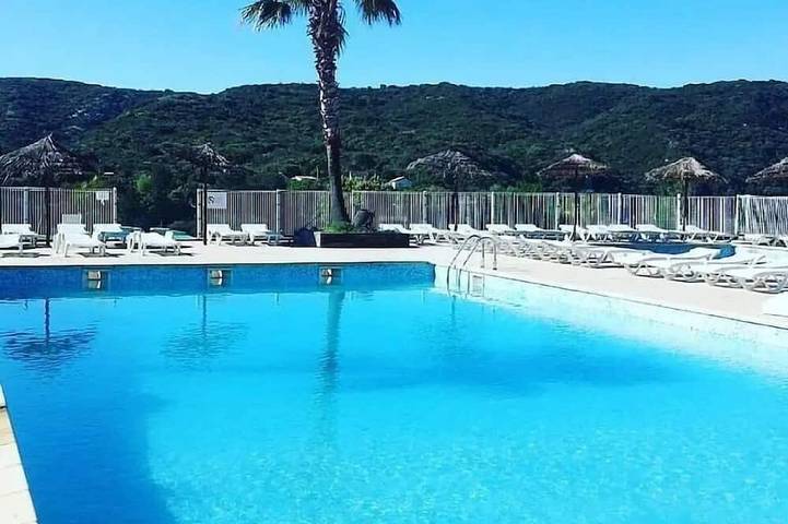 Chalet 3 étoiles - Piscine  - ccbfgce in Collias, Nimes und Umgebung