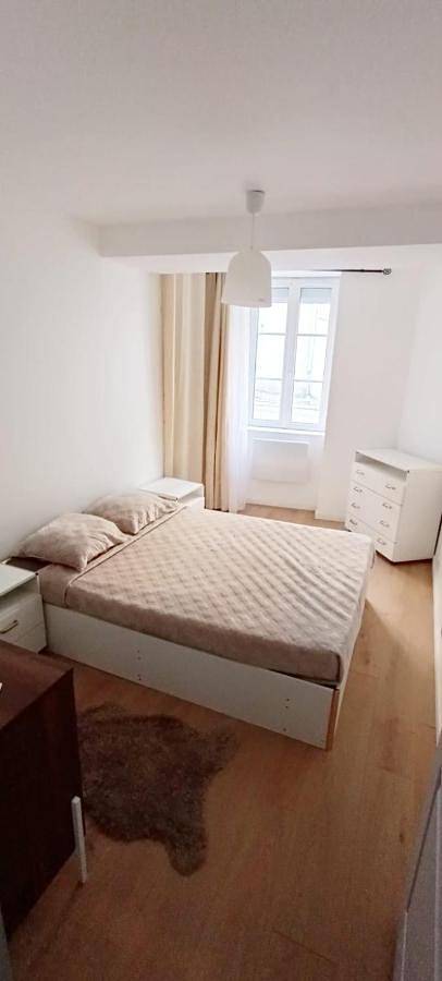 Gîte pour 3 personnes à Château-Chinon (Ville)
