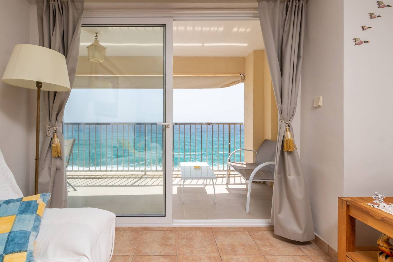 Apartamento entero, Apartamento 'Sun Tower' con vistas al mar, balcón y Wi-Fi in Platja d'Aro, Costa Brava