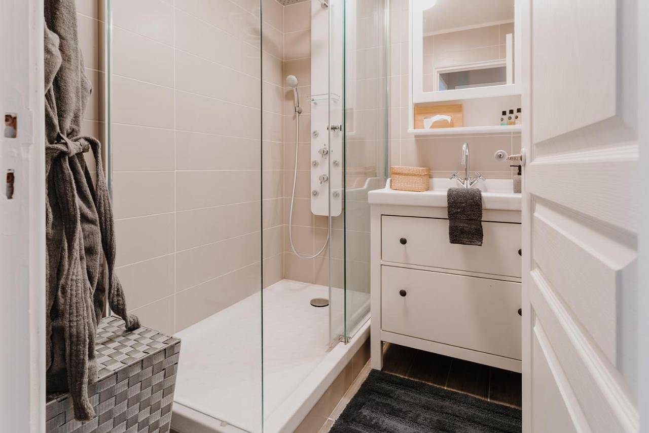 Appartement entier, One-Bedroom Apartment in Benerville-sur-Mer, Région de Lisieux
