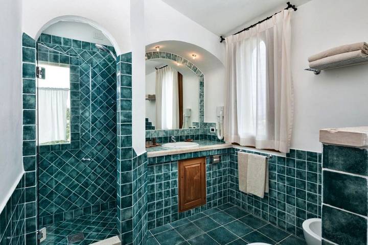 Hotel für 2 Personen, mit Balkon und Terrasse sowie Garten und Pool in San Pantaleo - 4