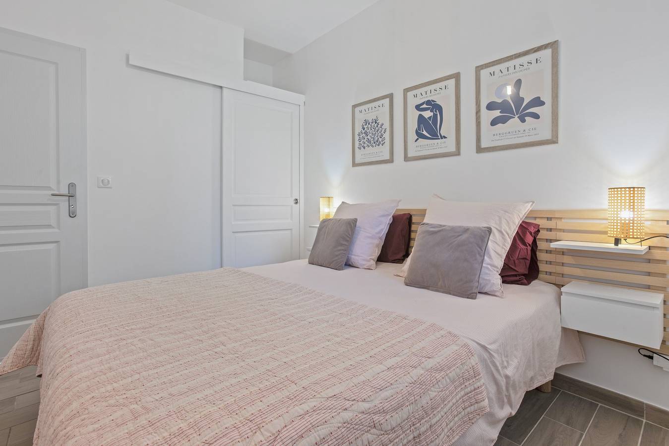 Chambre d'hôtes Bed & Breakfast « Pomme reinette » – Piscine, Wi-Fi et clim in Le Val, Région de Brignoles