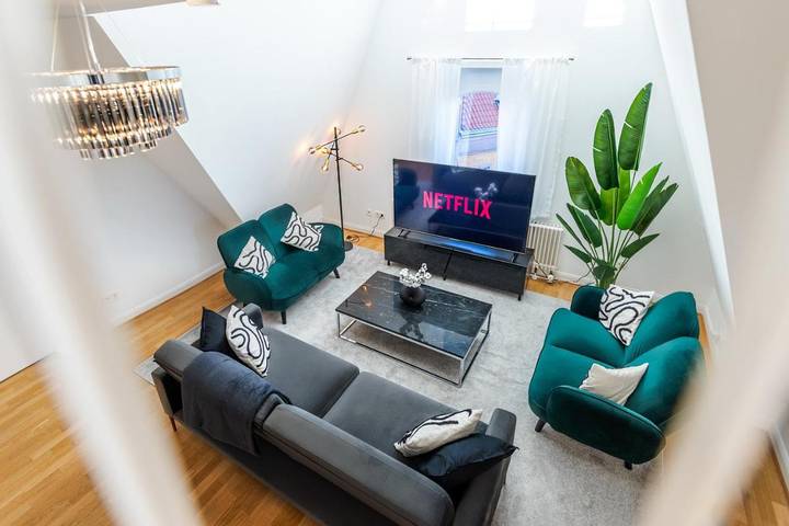 Ferienwohnung für 10 Personen, mit Balkon und Terrasse sowie Ausblick in Schützenfest Hannover