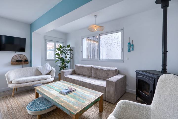 Location de vacances pour 9 personnes, avec terrasse et jardin, adapté aux familles à Saint-Trojan-les-Bains - 3