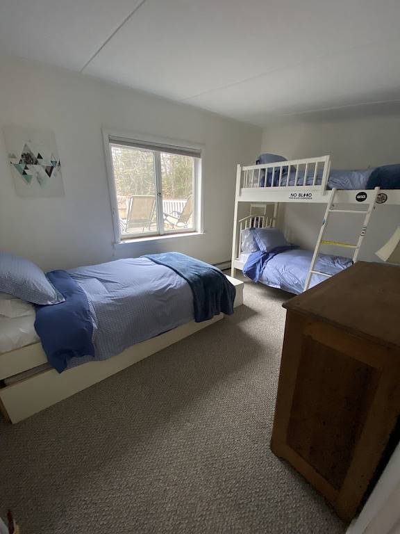 Vacation Home for 7 Guests in Londonderry, Magic Mountain Ski Area