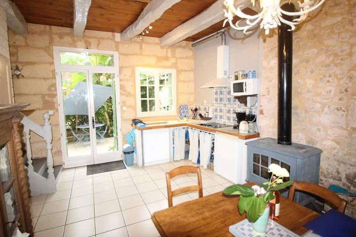 Location de vacances pour 4 personnes, avec jardin à Couze-et-Saint-Front