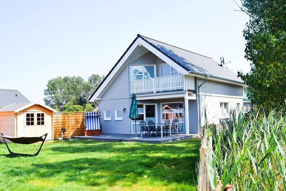 Ferienhaus Ostseelodge - Ferienhaus mit Sauna, Kamin, Gartenhaus in Holm, Schönberg