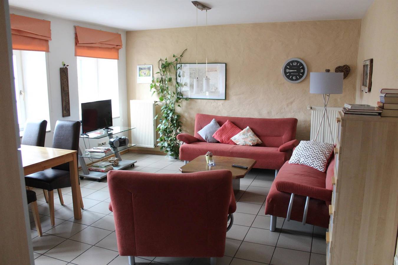 Ganze Ferienwohnung, 4-Bettwohnung Obergeschoß in Halsdorf, Eifelkreis Bitburg-Prüm