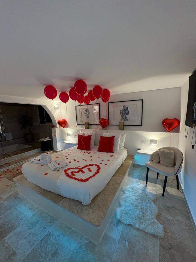 Hôtel pour 2 personnes, avec terrasse à Codolet - 4