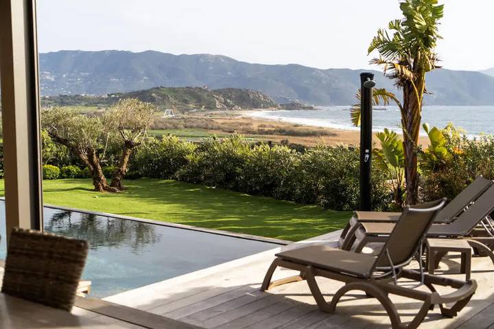 Villa pour 8 personnes, avec balcon et jardin, adapté aux familles dans Sagone - 2