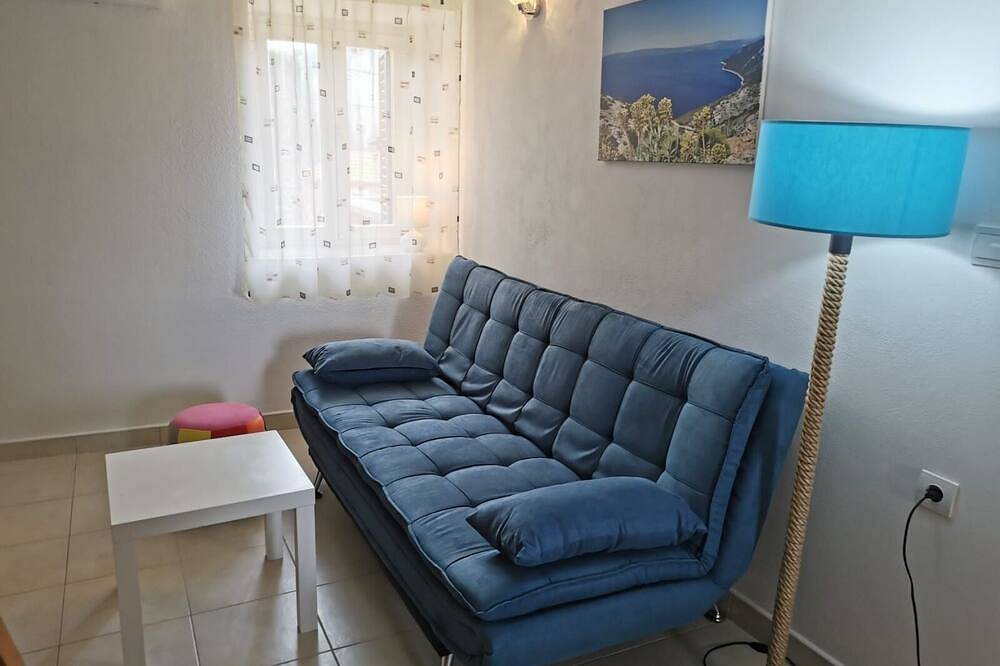 Ganze Wohnung, Ferienwohnung in Stivan mit Terrasse, Klimaanlage, W-Lan (920-2) in Martinscica, Cres