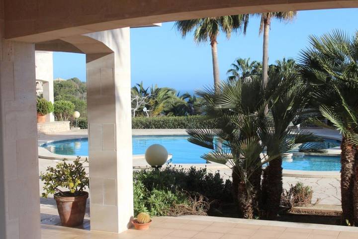 Hütte für 14 Personen, mit Balkon und Whirlpool sowie Terrasse und Garten in Santanyí - 3