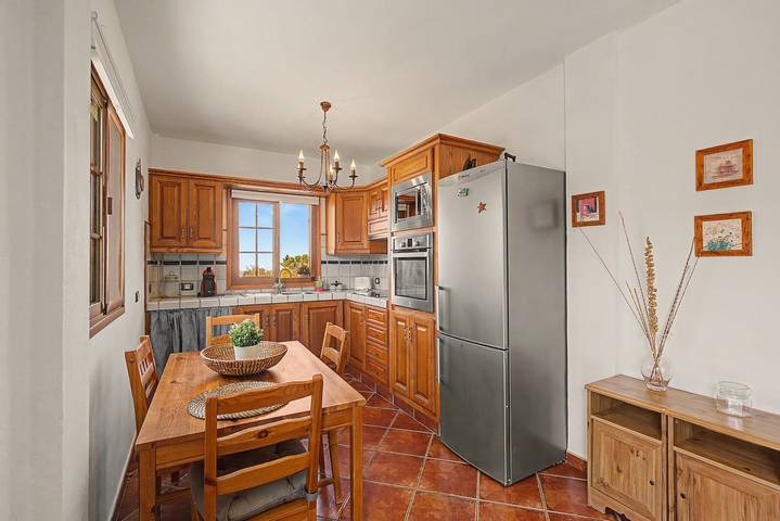 Casa La Era La Palma Apartment with Mountain Views, Wi-Fi and Air Conditioning