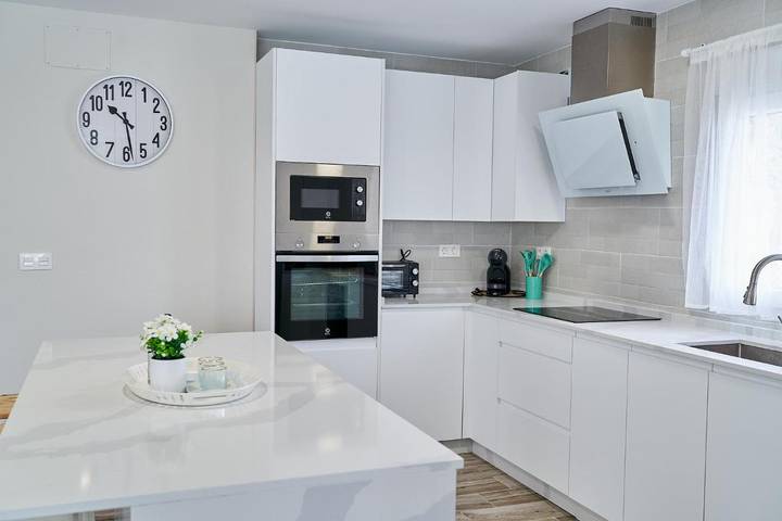 Chalet para 20 personas, con vistas además de jardín y piscina en Provincia de Granada - 4