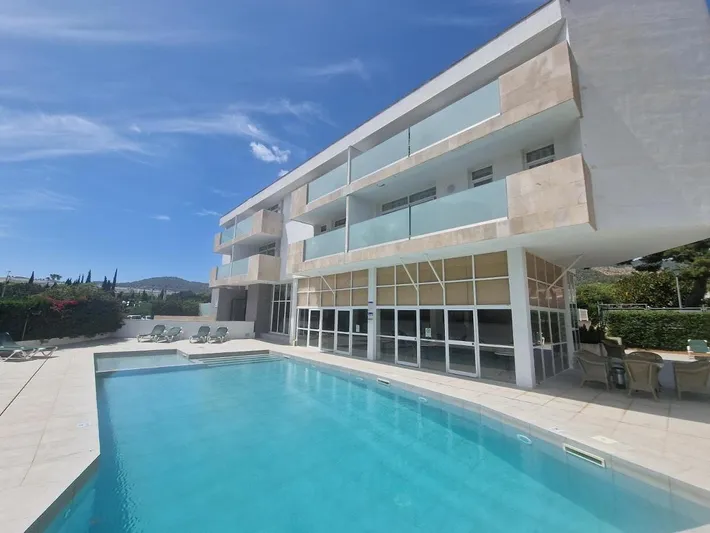 Appart’hôtel pour 2 personnes, avec jardin et piscine - 1