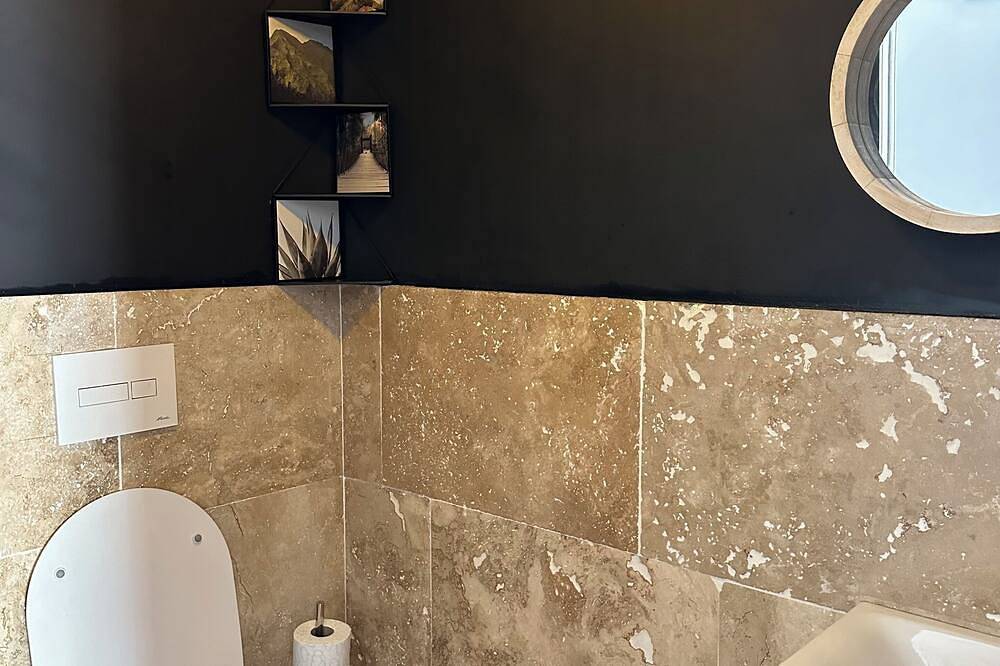 Entire apartment, Palma + pool + jacuzzi in Bagnols-sur-Cèze, Nimes region