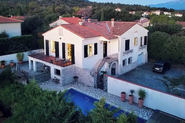 Maison de vacances pour 10 personnes, avec piscine et jardin à Villelongue-dels-Monts