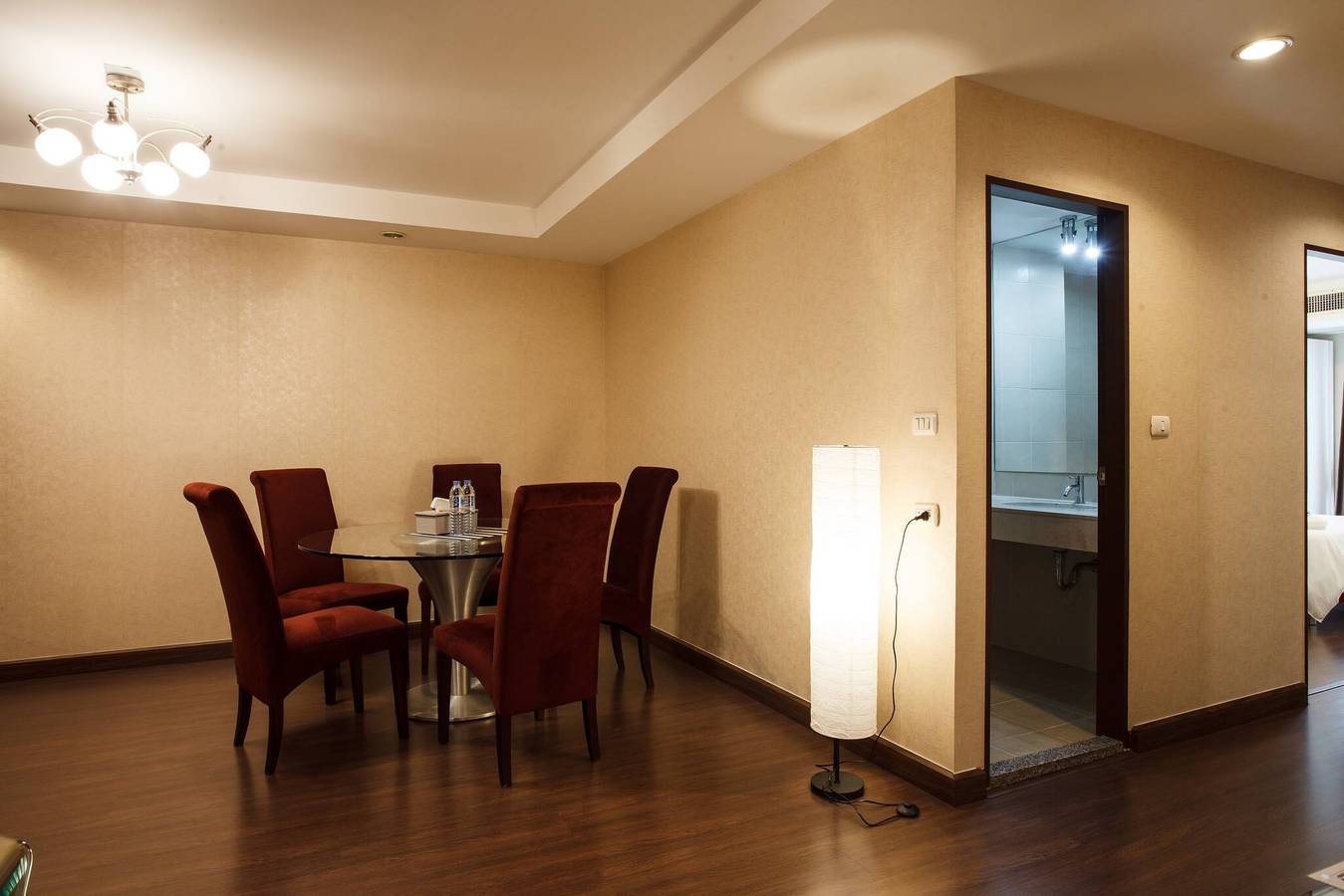 Apartamento vacacional entero, Se permite el alquiler a corto plazo: apartamento con servicio 4A Downtown Bkk in Watthana District, Bangkok