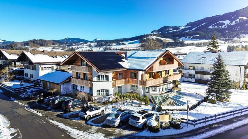 Ferienwohnung für 4 Personen, mit Balkon und Terrasse sowie Garten und Sauna in Fischen - 2