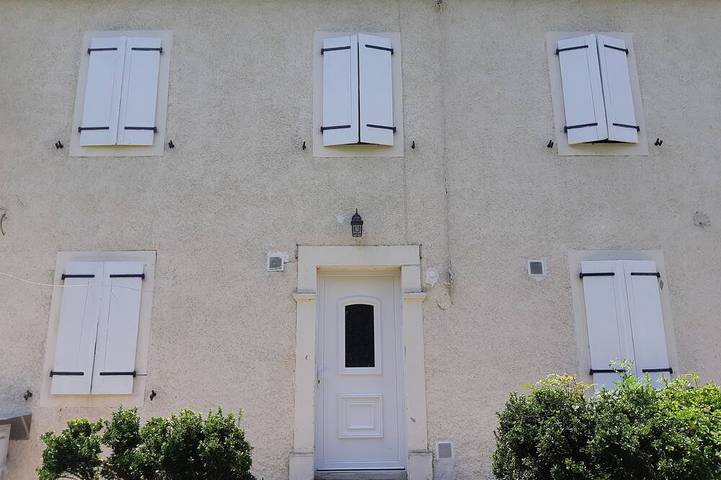 Location de vacances pour 8 personnes à Monein