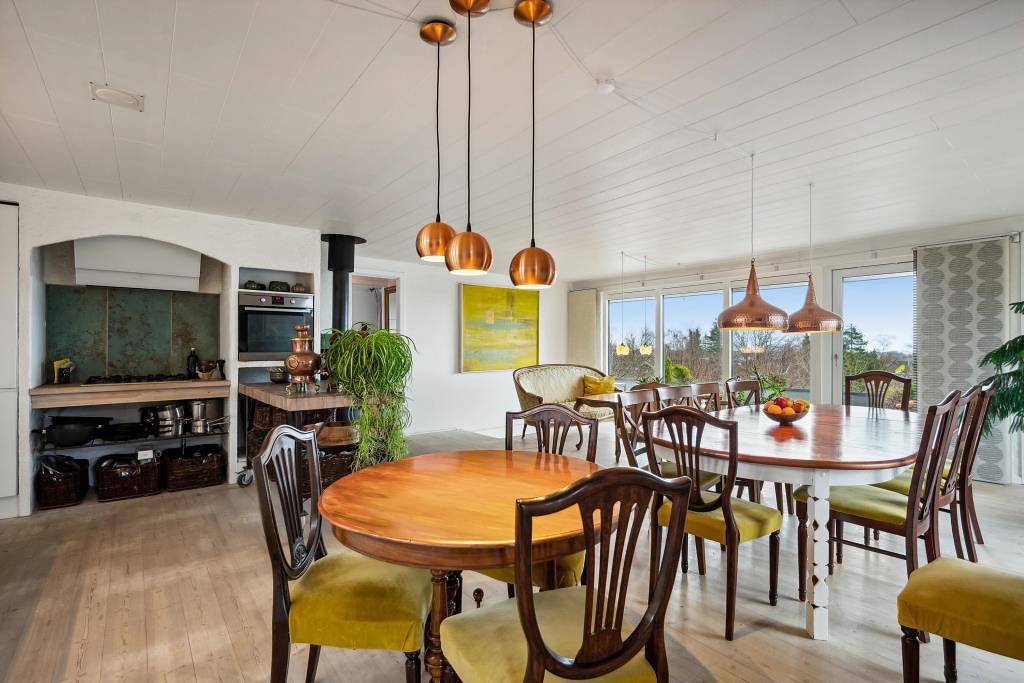 Renoviertes Ferienhaus für 12 Personen bei Ebeltoft – Ideal für Gruppen- oder Familienurlaub in Ebeltoft (Stadt), Ebeltoft