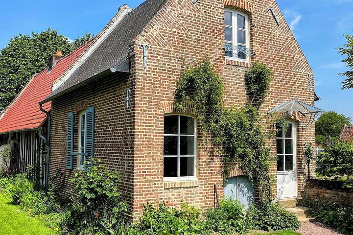 Gîte pour 2 personnes, avec jardin à Aigneville