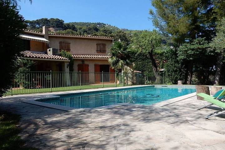 Chambre d’hôte pour 10 personnes, avec jardin à Toulon - 3