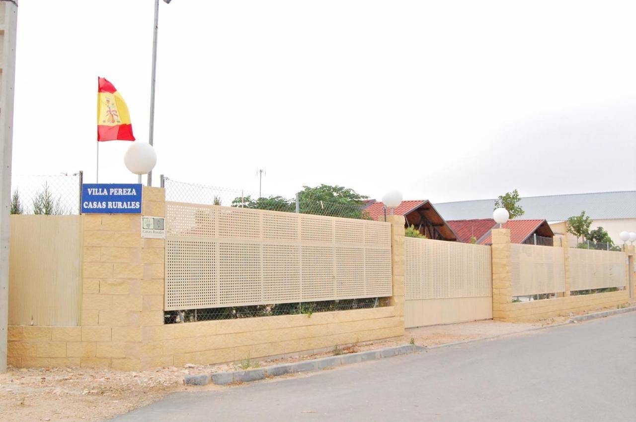 Casas Rurales Villa Pereza in Casas de los Pinos, Provincia de Cuenca