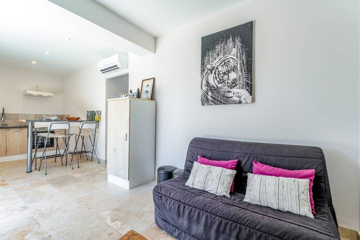 Ferienwohnung für 3 Personen, mit Whirlpool und Garten in Arles - 3