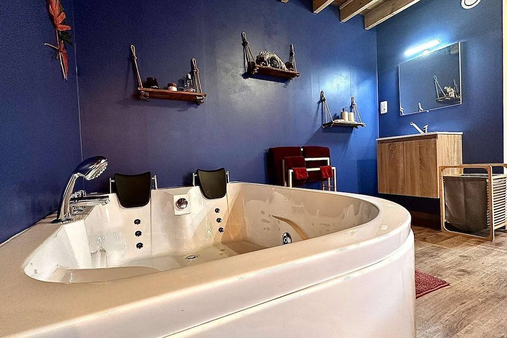 Hour House 2 - Honeymoon in Houyet, Region Namur