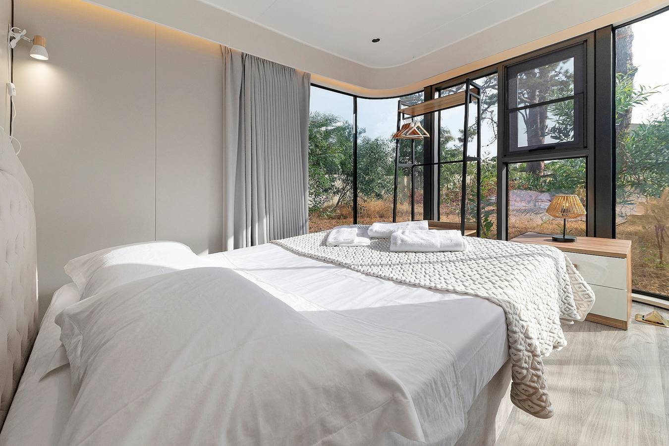 Chambre d’hôtes « Futura 2 - Maison du Futur 2» à Borgo, à 50 m de la plage in Borgo, Région de Bastia