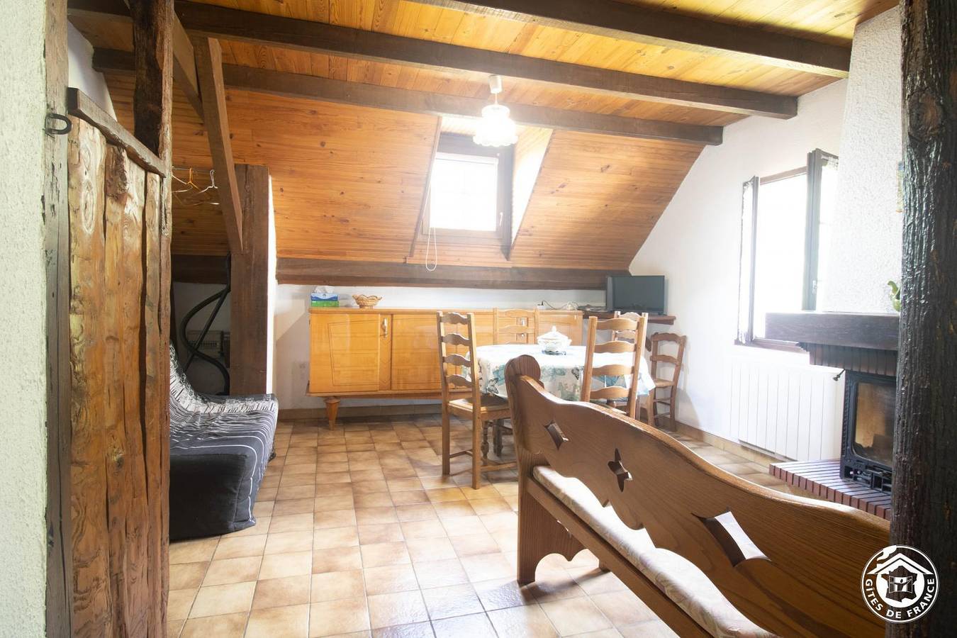 Gemütliche Gite mit Parkplatz, Terrasse und Garten - 2km zum Strand und Fluss in Chèze, Nationalpark Pyrenäen